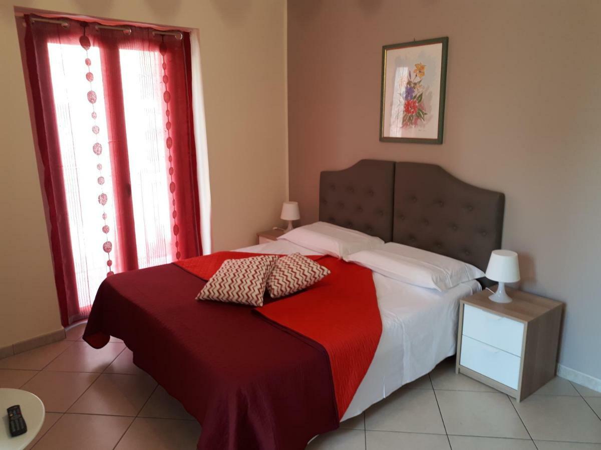 Casa Vacanza "La Chiazza Di Grutti" Grotte  Екстериор снимка